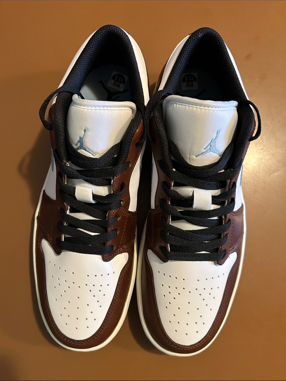 Jordan Low Top Sneakers - White / Brown / Black